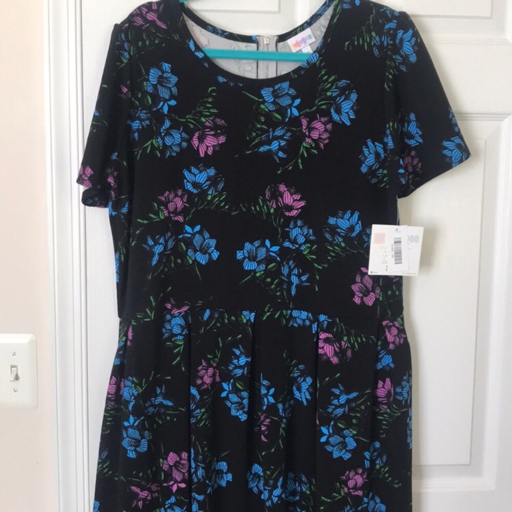 Lularoe Amelia Dress